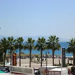 Beatriz Charming Hostal